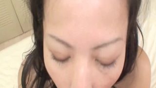 Ayako Kagawa – Mature JAV Wrinkled Pussy Riding A Young Cock