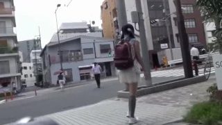 下校中の少女を盗撮した性犯罪映像（26-07-2018）