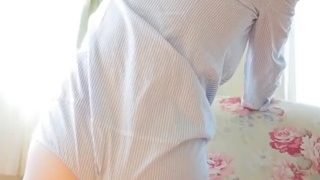 Jav Debut Teen Yuzuna Aida Teases Doing Exercise Then With Teddy Shirt