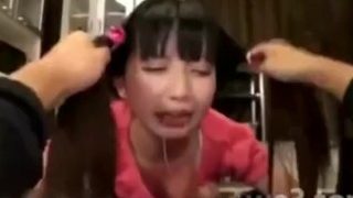 小学生に鬼イラマチオさせる変態男