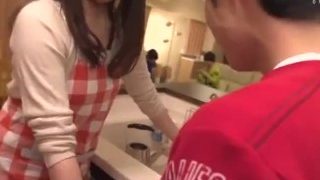 屁孩盯上洩慾人妻 加藤綾野-152411