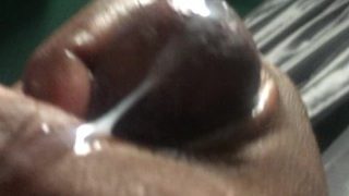 Flatbush man beating his meat. Looking for Brooklyn baddies!