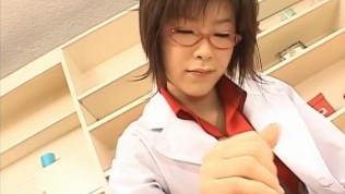 Kasumi Uehara kinky doctor strokes penis