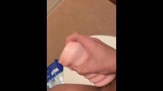 男子高校生初のオナホオナニー