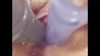 JKが2本のディルドを使ってオナニー