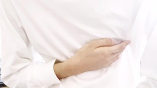 乳首をいじめて喘ぎまくって射精しちゃう情けない男の子